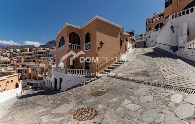 Chalet adosado - Alquiler a corto plazo - Adeje -
                San Eugenio Alto