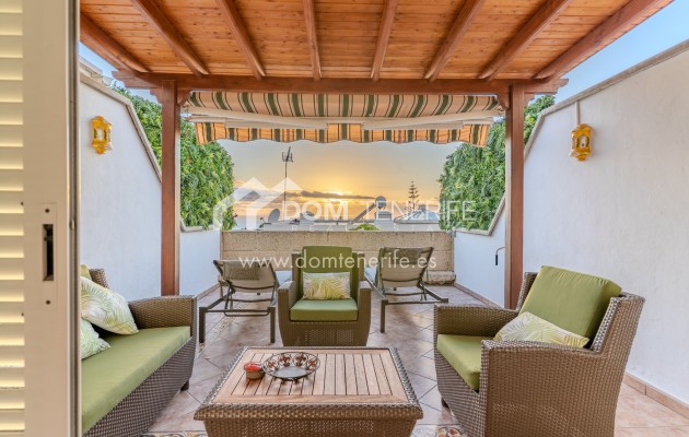 Chalet adosado - Alquiler a largo plazo - Adeje -
                El Madroñal