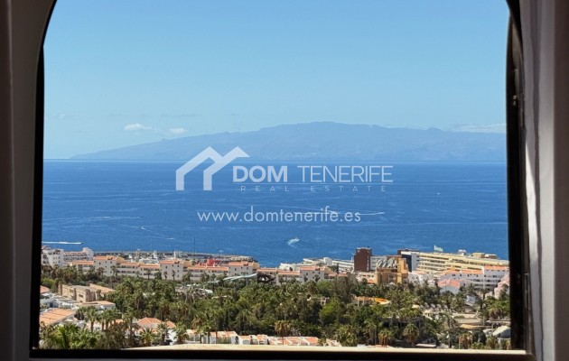 Chalet adosado - Venta - Adeje - San Eugenio Alto