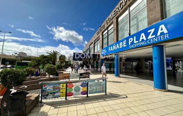 Commercial Premises - Sale - Adeje -
                Fañabé