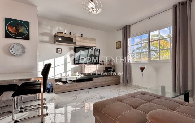 Plat - Revente - Adeje -
                Torviscas Alto