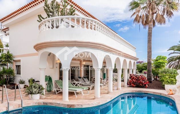 Villa - Revente - Arona -
                Chayofa