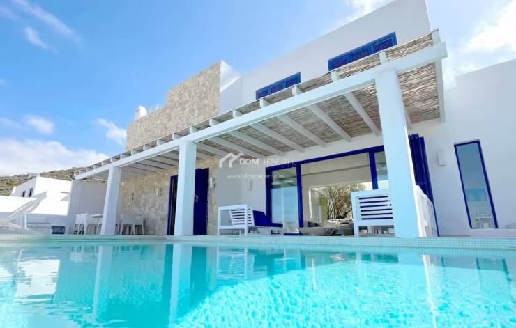 Golf-Adjacent Villas in Tenerife: Which Course Delivers Best Resale Value