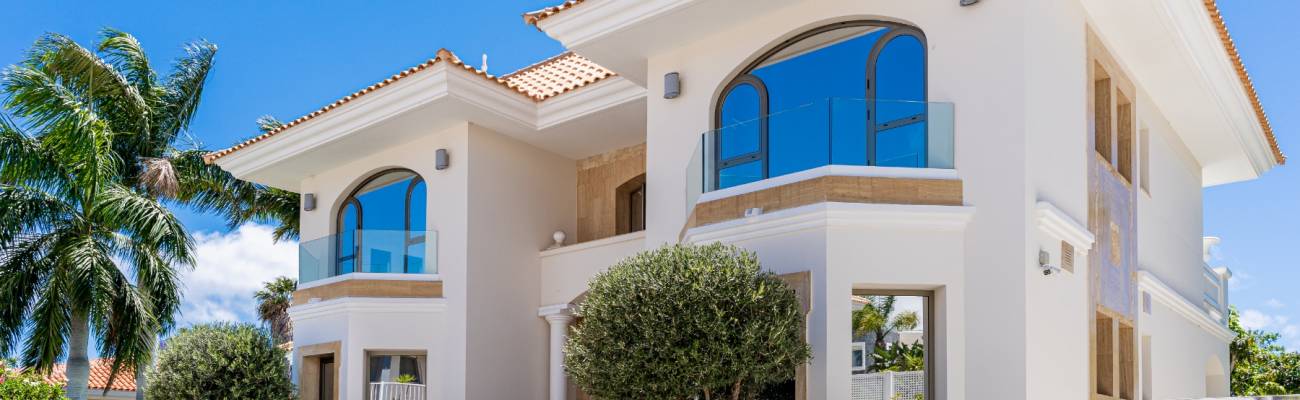 Neubau-Luxusvillen im Süden Teneriffas