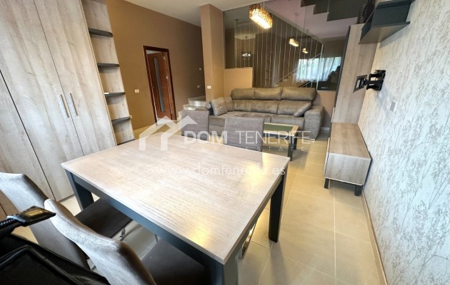 Venta - Chalet adosado -
Arona - Cho