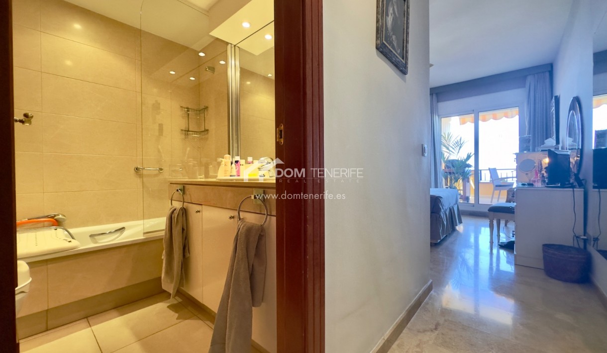 Venta - Atico -
Guía de Isora  - Playa La Arena