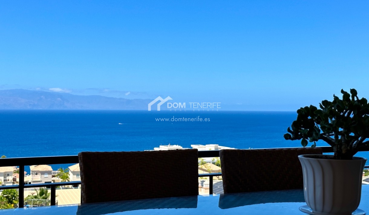 Venta - Atico -
Guía de Isora  - Playa La Arena