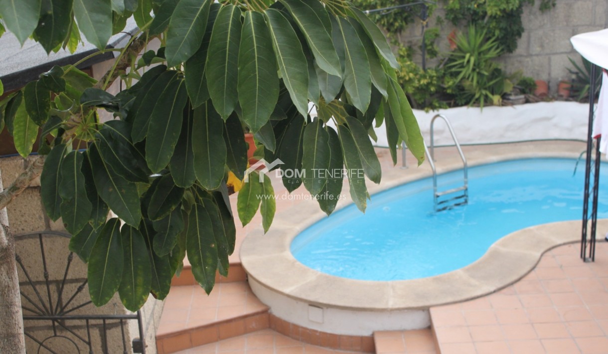 Wiederverkauf - Villa -
Arona - Chayofa