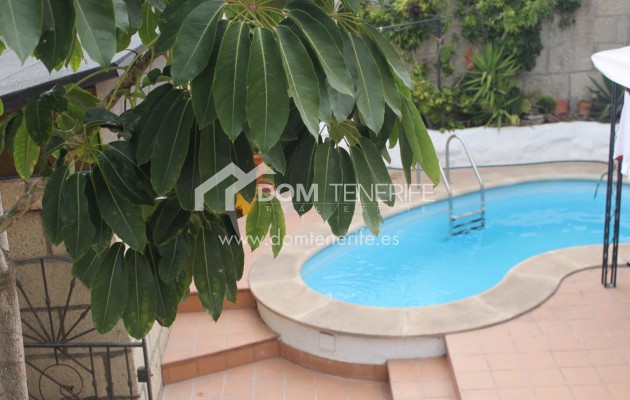 Wiederverkauf - Villa -
Arona - Chayofa