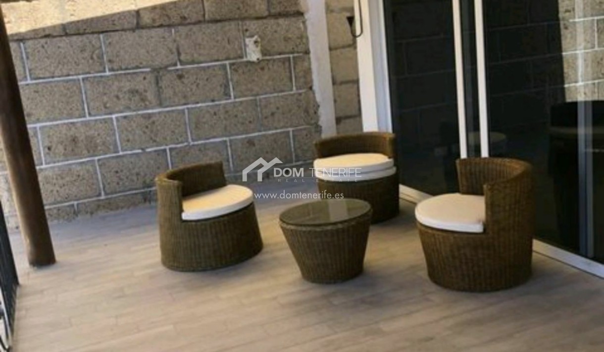 Wiederverkauf - Villa -
Arona - Chayofa