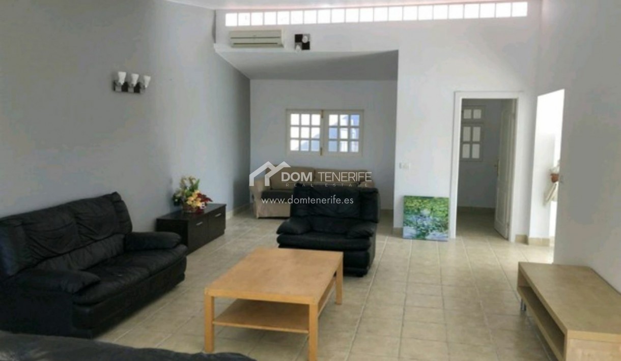 Wiederverkauf - Villa -
Arona - Chayofa