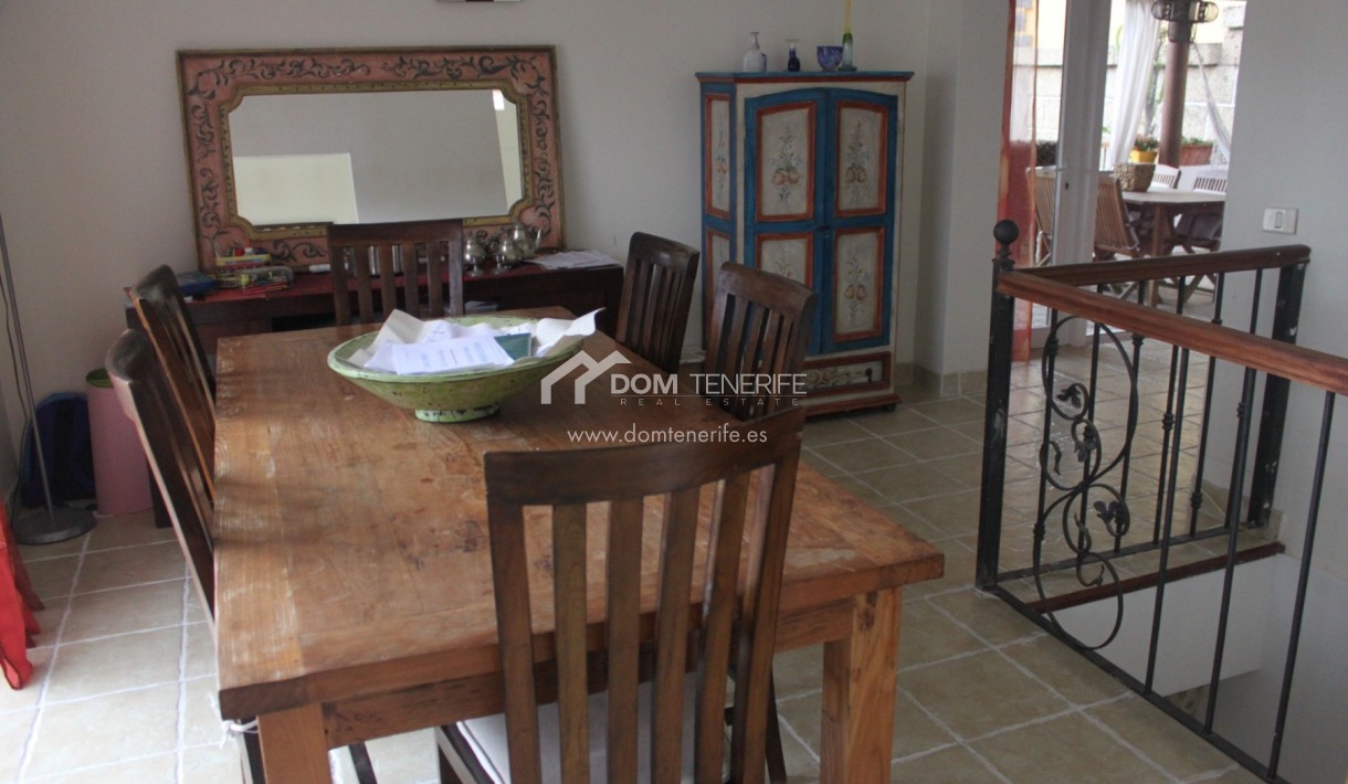 Wiederverkauf - Villa -
Arona - Chayofa