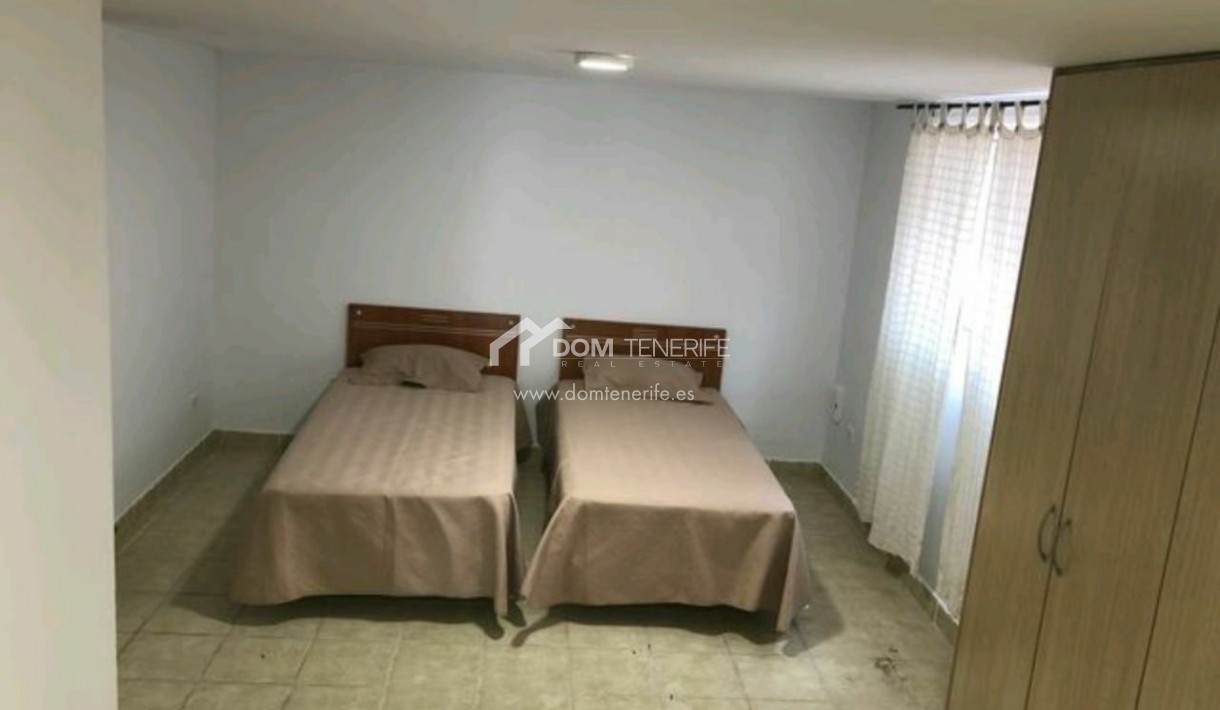 Wiederverkauf - Villa -
Arona - Chayofa