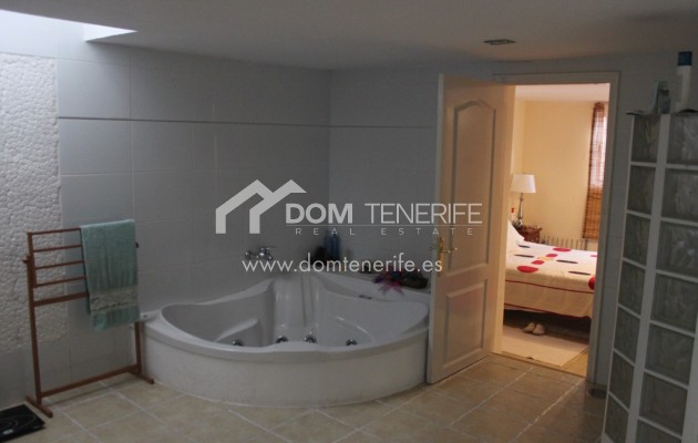 Wiederverkauf - Villa -
Arona - Chayofa