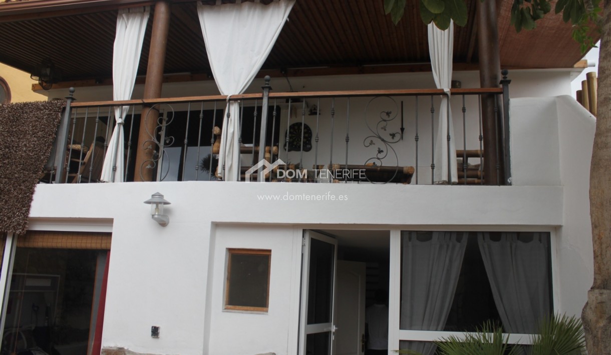 Wiederverkauf - Villa -
Arona - Chayofa