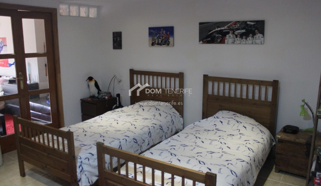 Wiederverkauf - Villa -
Arona - Chayofa