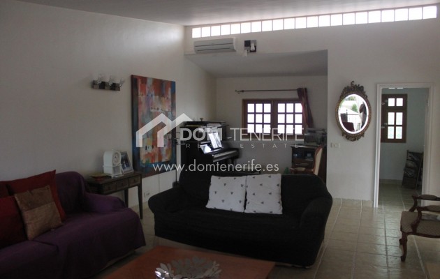 Wiederverkauf - Villa -
Arona - Chayofa