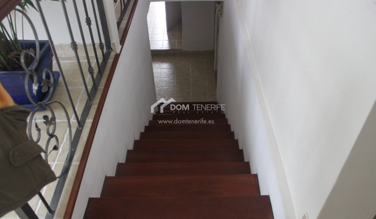 Wiederverkauf - Villa -
Arona - Chayofa