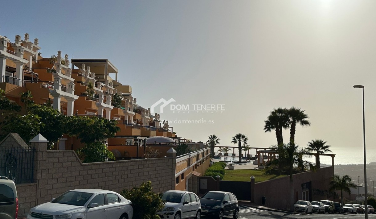 Kurzzeitmiete - Wohnung -
Adeje - Roque del Conde