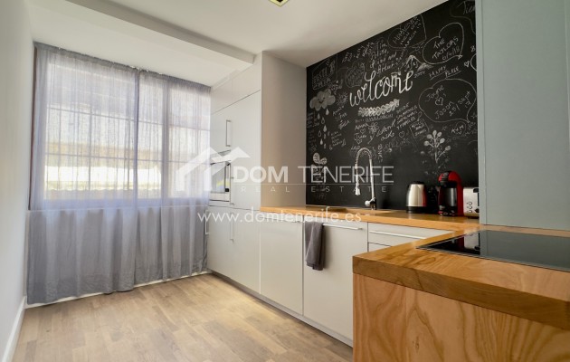 Sale - Apartment -
Adeje - Torviscas Alto