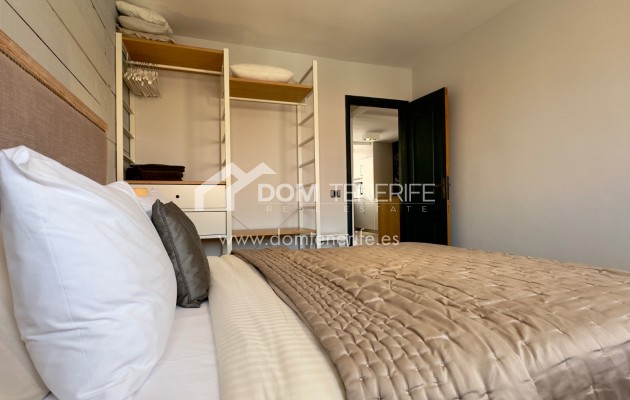 Sale - Apartment -
Adeje - Torviscas Alto