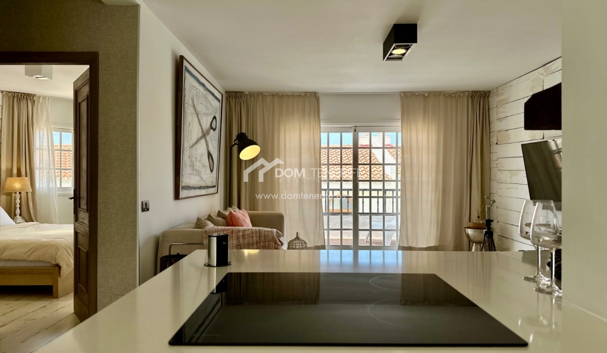 Sale - Apartment -
Adeje - Torviscas Alto