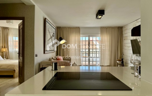 Sale - Apartment -
Adeje - Torviscas Alto