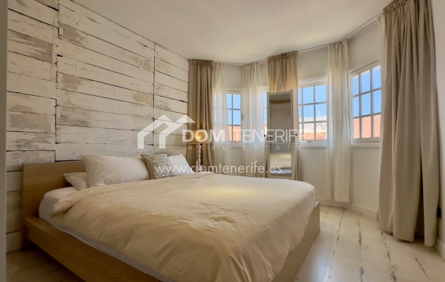 Sale - Apartment -
Adeje - Torviscas Alto