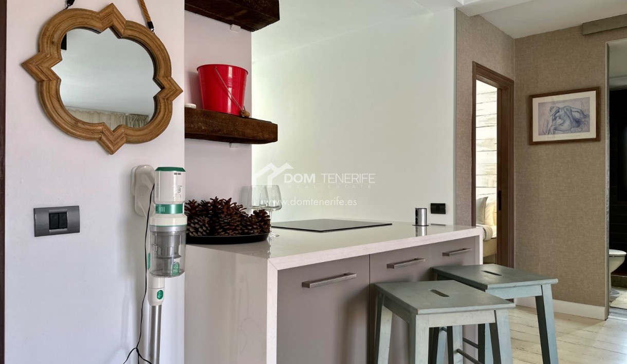 Sale - Apartment -
Adeje - Torviscas Alto