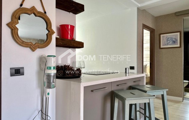 Sale - Apartment -
Adeje - Torviscas Alto