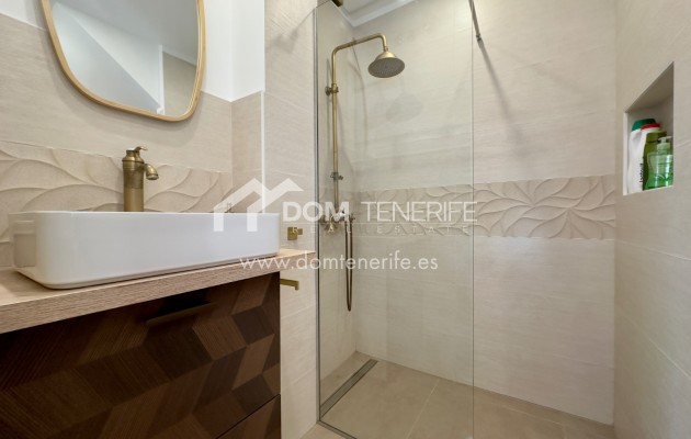 Sale - Penthouse -
Arona - Palm Mar