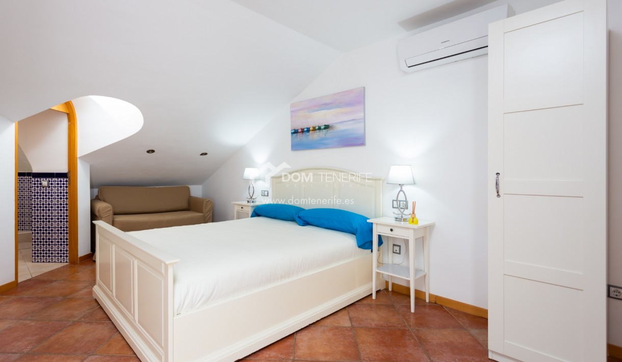 Sale - Townhouse -
Adeje - Playa Paraiso