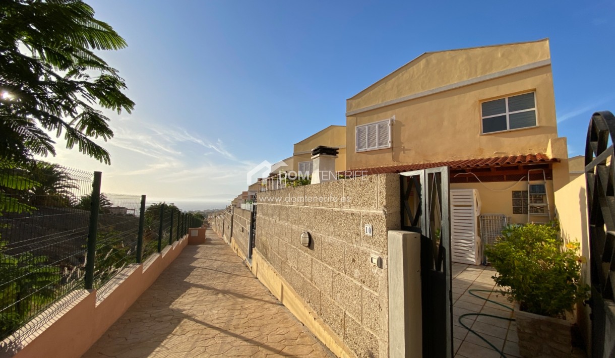 Sale - Townhouse -
Adeje - El Madroñal