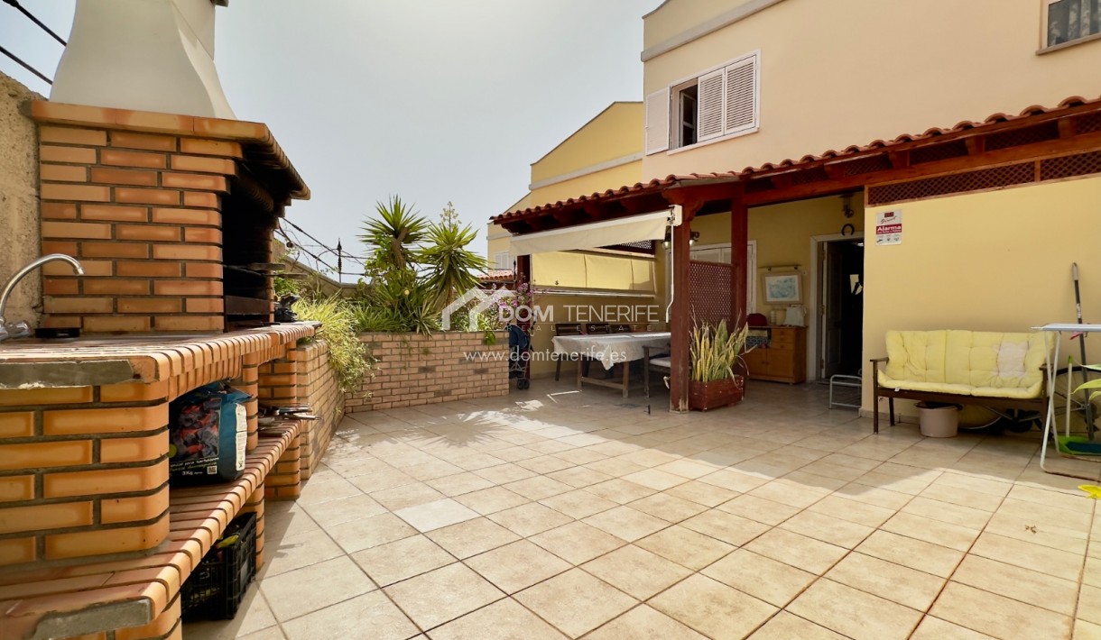 Sale - Townhouse -
Adeje - El Madroñal