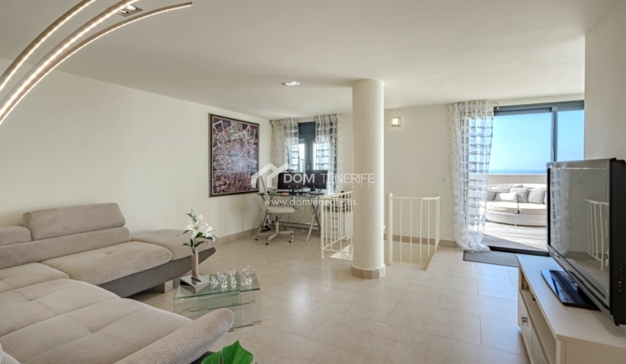 Sale - Penthouse -
Arona - Palm Mar