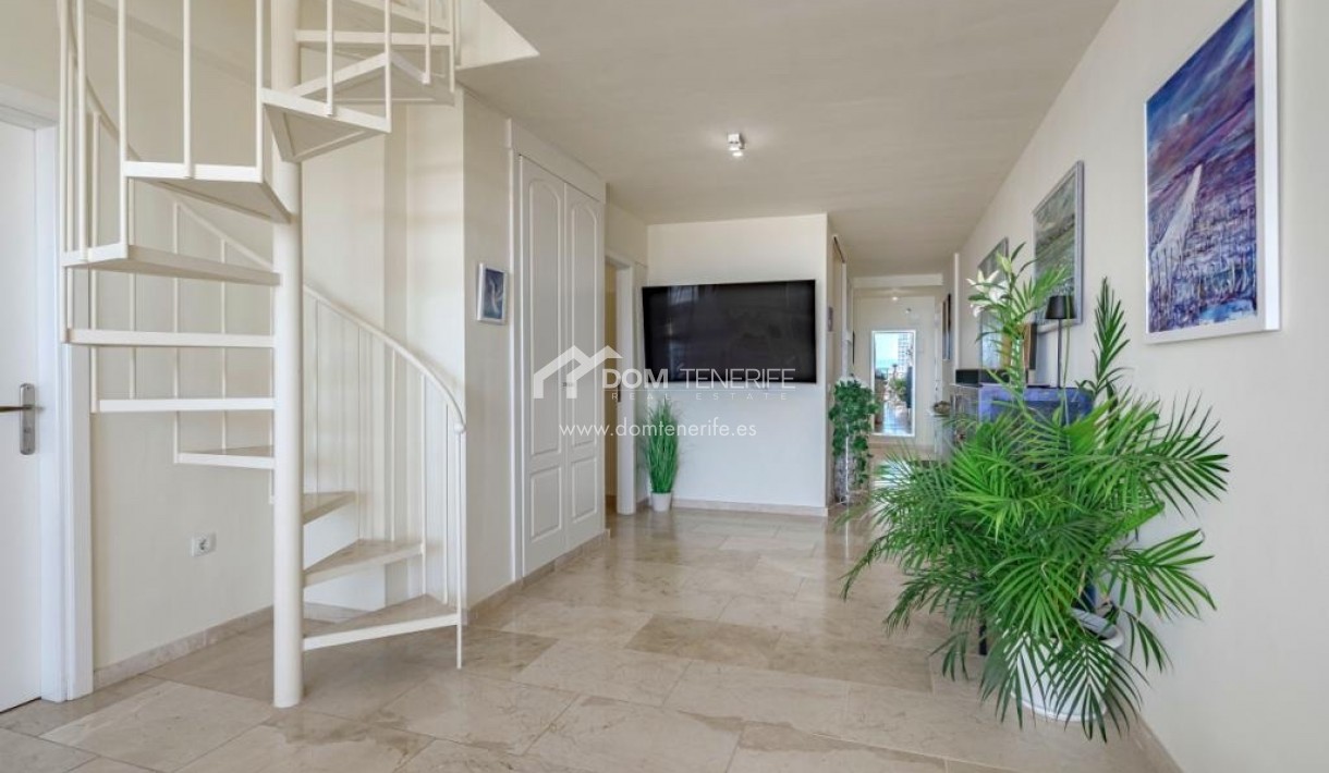 Sale - Penthouse -
Arona - Palm Mar