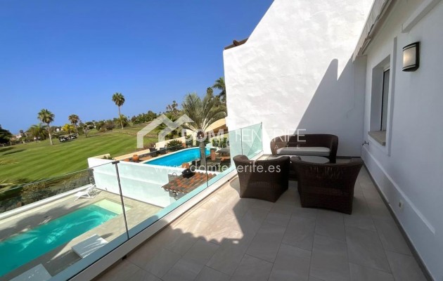 Sale - Townhouse -
Adeje - La Caleta