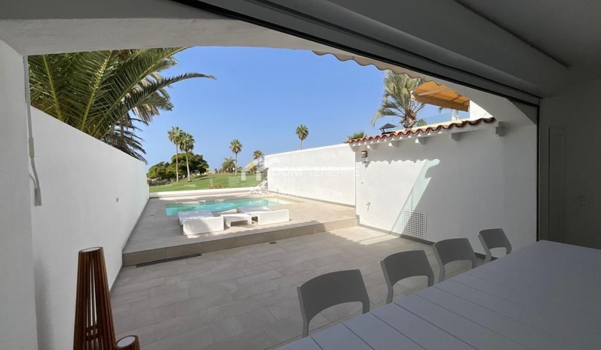 Sale - Townhouse -
Adeje - La Caleta