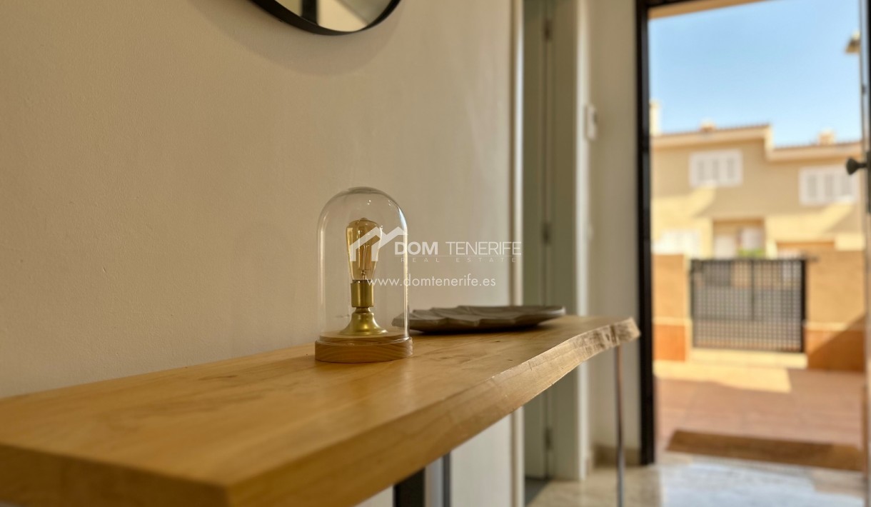 Sale - Townhouse -
Guía de Isora  - Playa La Arena