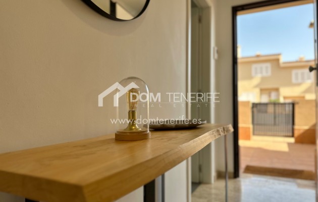 Sale - Townhouse -
Guía de Isora  - Playa La Arena