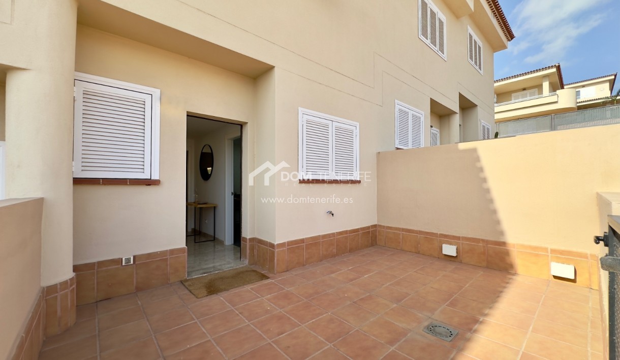 Sale - Townhouse -
Guía de Isora  - Playa La Arena