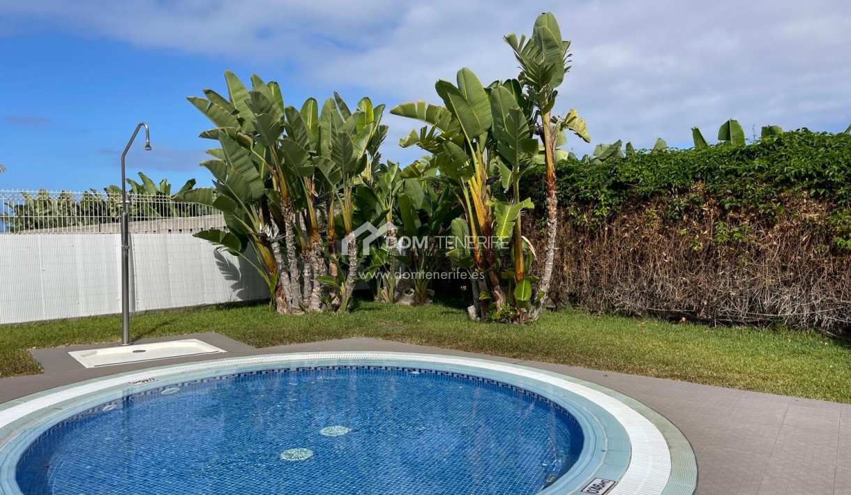 Langfristige mieten - Wohnung -
Adeje - Playa Paraiso