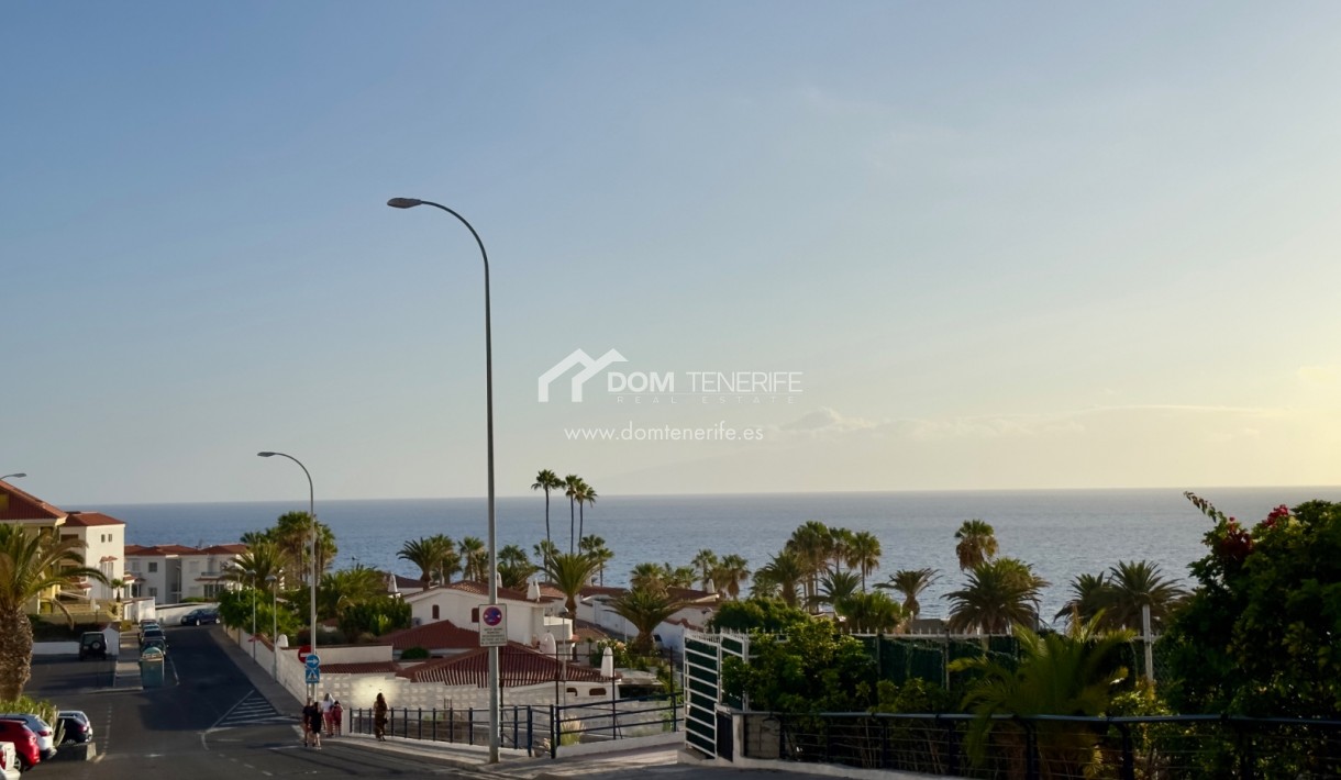 Venta - Apartamento -
Guía de Isora  - Playa La Arena