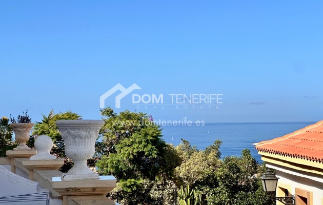 Sale - Apartment -
Adeje - Torviscas Alto