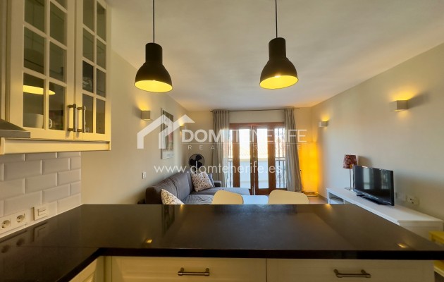 Sale - Apartment -
Adeje - Torviscas Alto