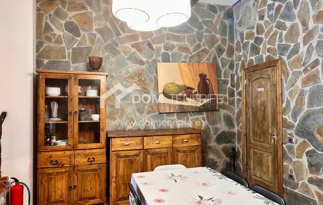 Venta - Chalet independiente -
Santiago del Teide - Chio