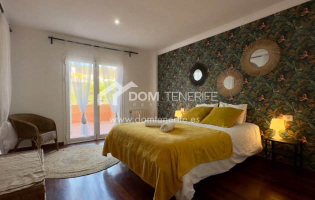 Venta - Chalet independiente -
Santiago del Teide - Chio