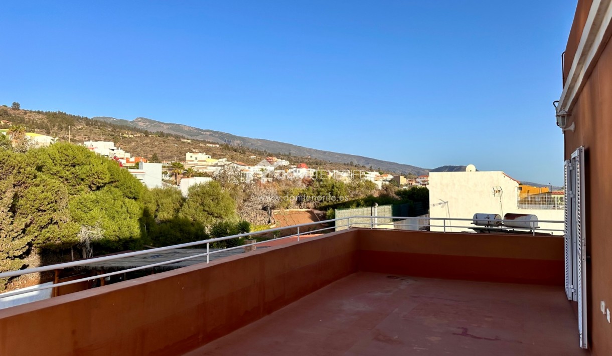 Sale - Villa -
Santiago del Teide - Chio