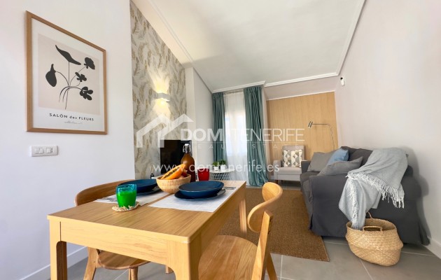 Sale - Apartment -
Adeje - Torviscas Alto