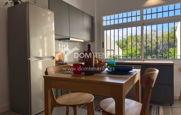 Sale - Apartment -
Adeje - Torviscas Alto